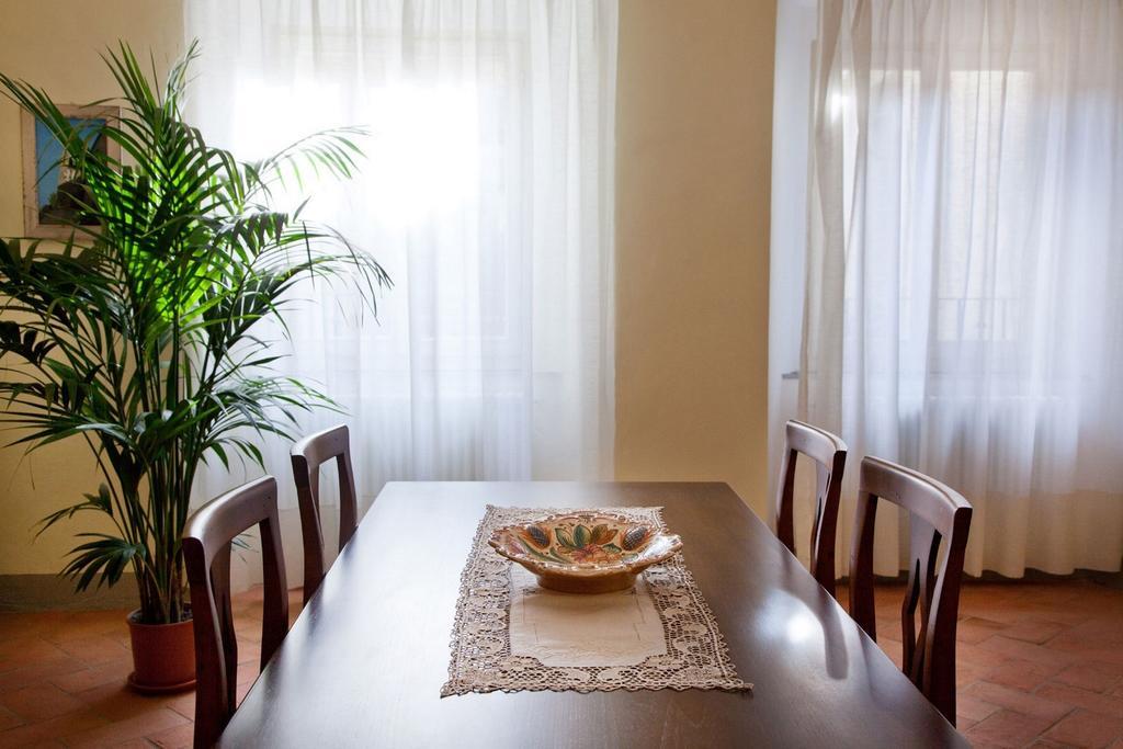 Appartamento Di Lusso In Borgo Storico Toscano Bibbiena Zimmer foto